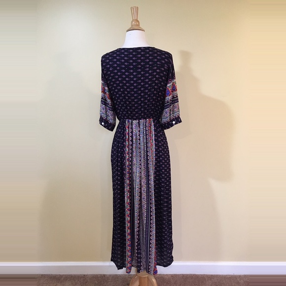 Button Front 3/4 Sleeve Floral Dress - Picture 5 of 5